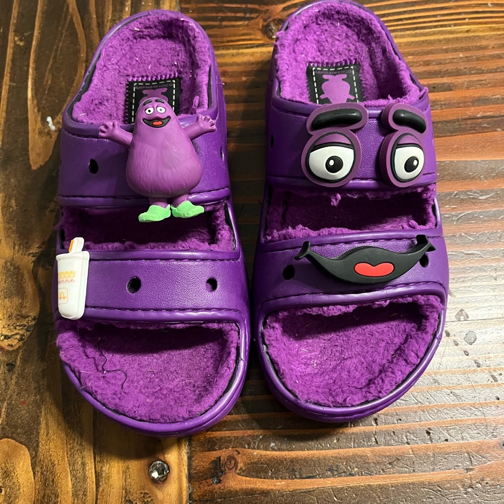 Limited Edition Grimace Crocs with giblets - Picture 1 of 9